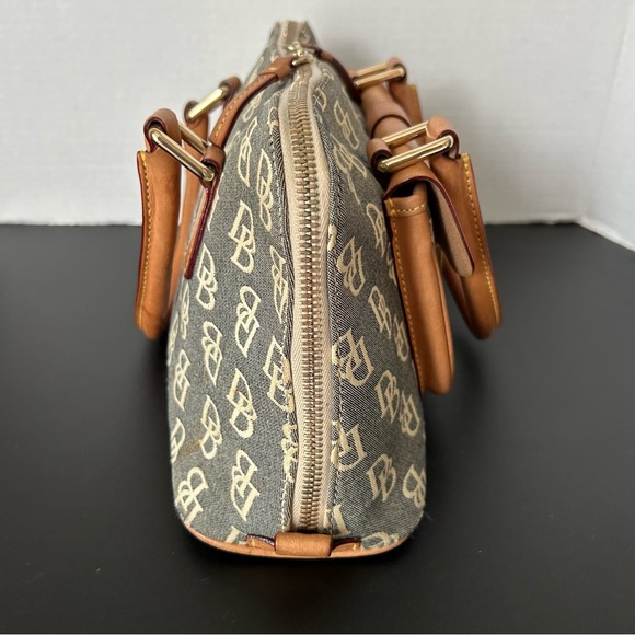 Vintage Dooney & Bourke Small Domed Pocket Satchel Gray Canvas Florentine - Picture 6 of 12